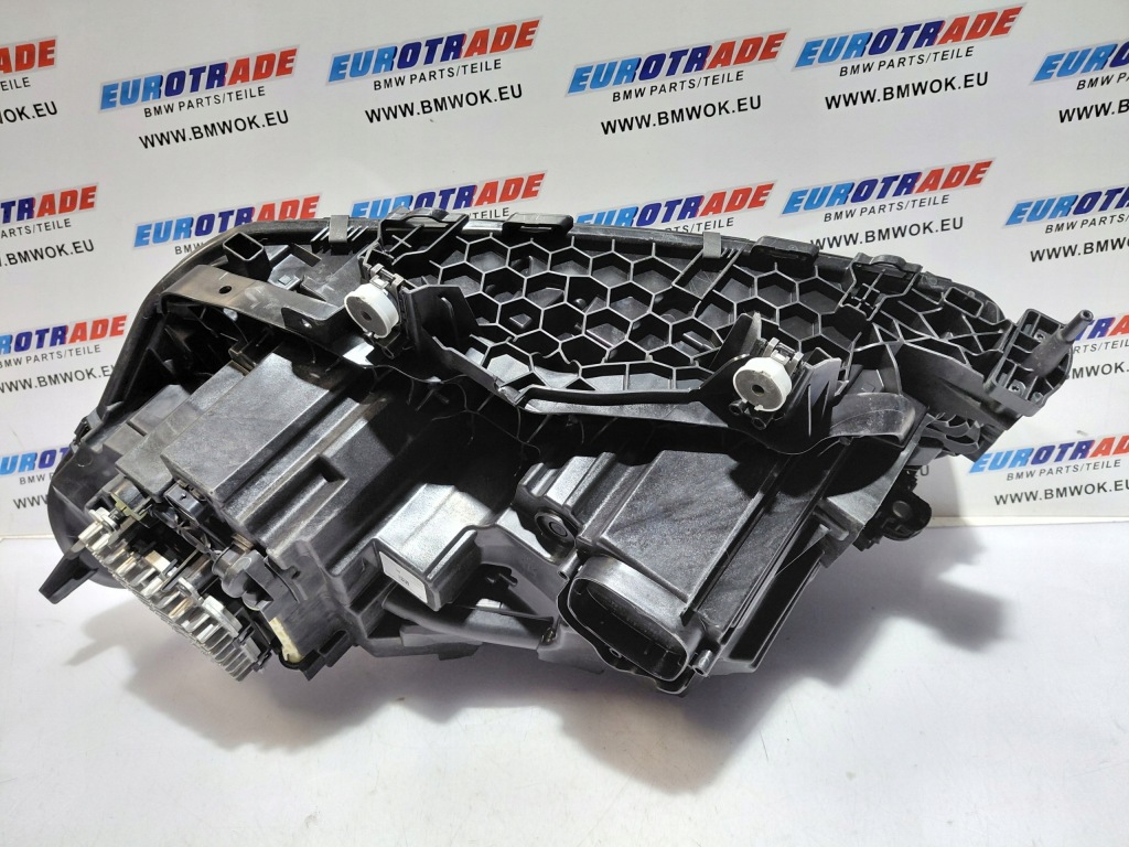 Bmw g05 lci g06 lci рестайлинг  лампа перед правая led адаптивный 5a8e116 5a783f4 Недорого