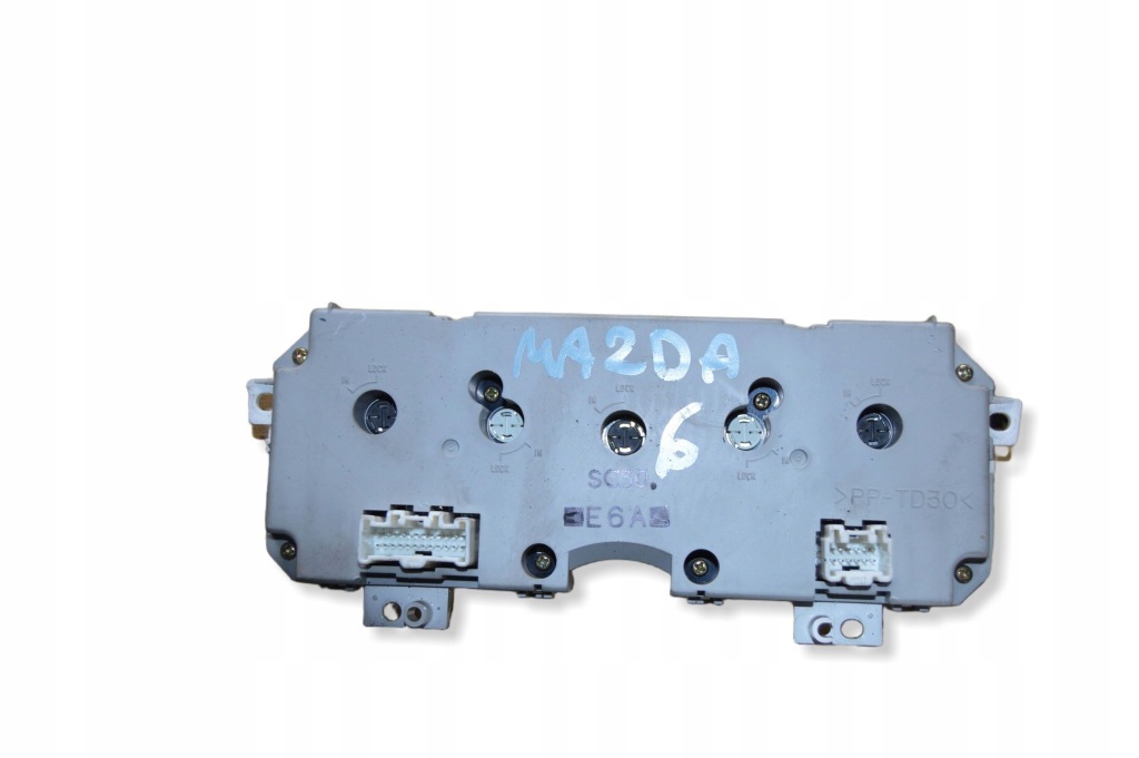 Панель кондиционера mazda 6 в Украине
