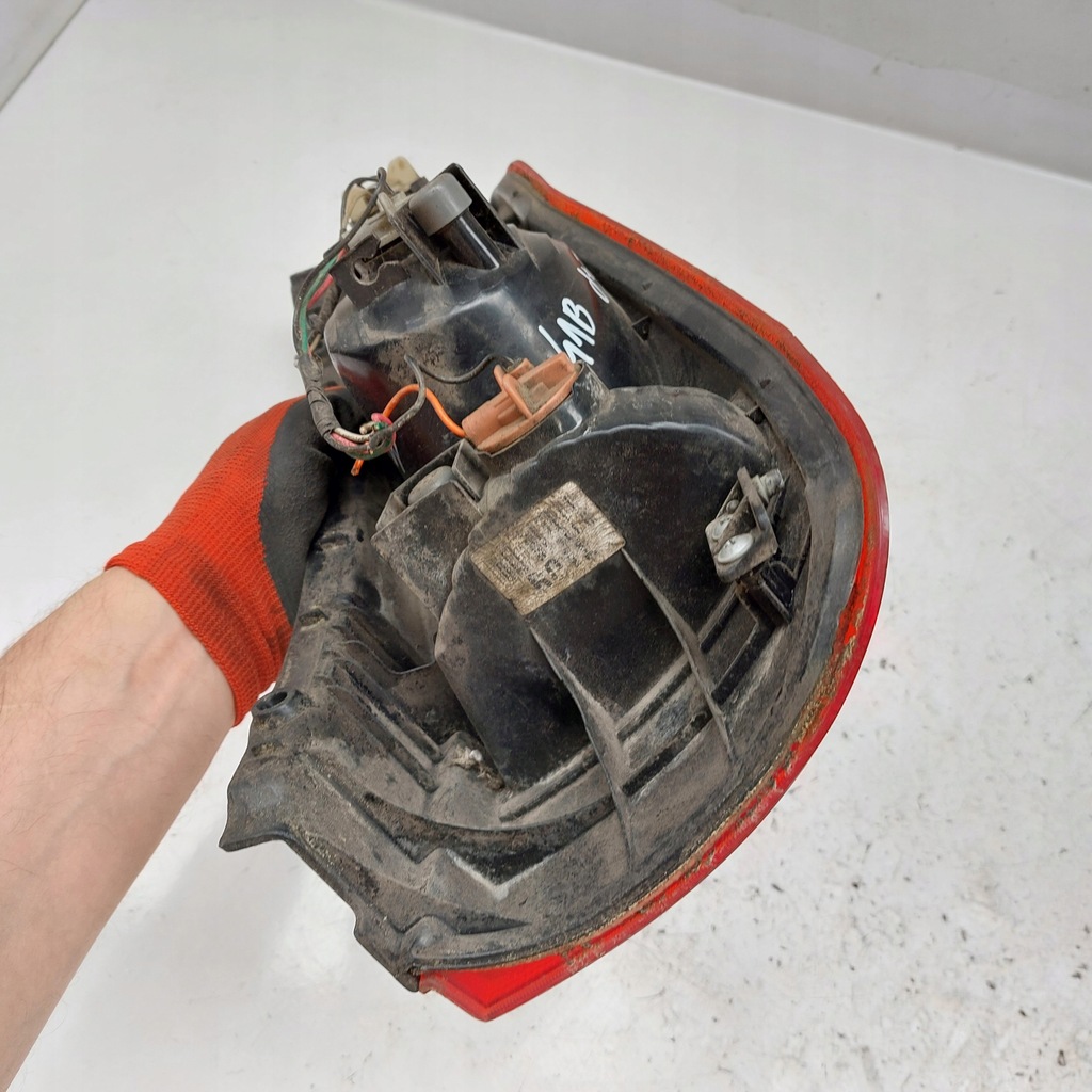 фото №15, Hyundai matrix лампа левая + правая задняя