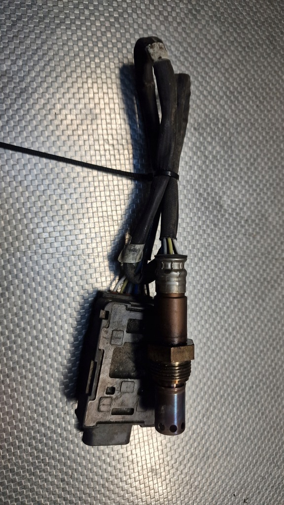 фото №1, Vw t-roc 2.0 tdi датчик nox датчик лямбда-зонд vag 05l907807m