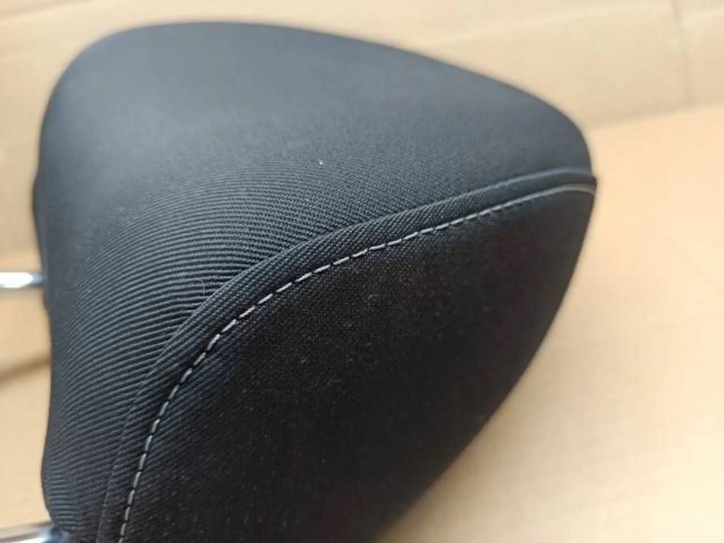 фото №5, Audi a1 8x подголовник перед передний левый правый