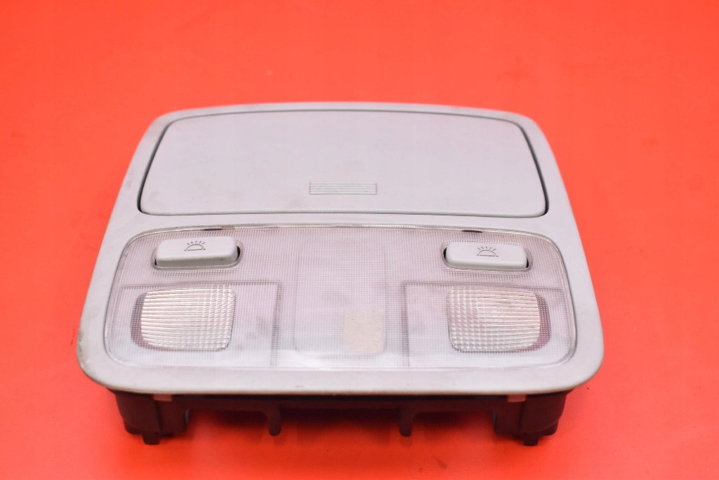 фото №4, Лампа освещение салона перед 92820-2exxx kia sportage 2 ii lift 08-10