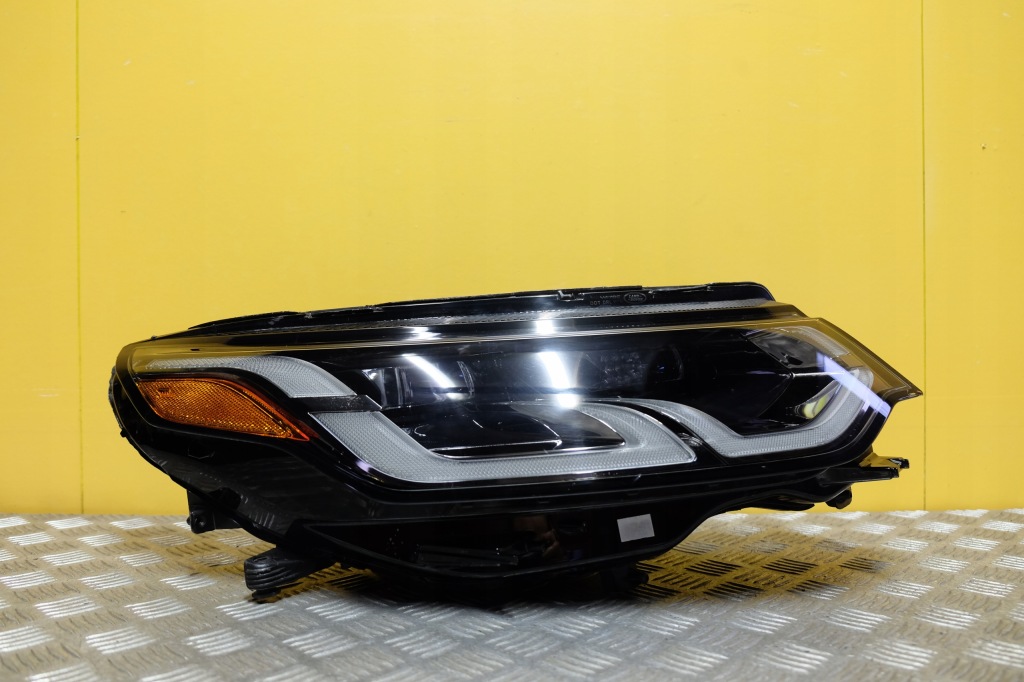 Купити Land rover discovery sport l550 2020- фара фара mid led правий америка