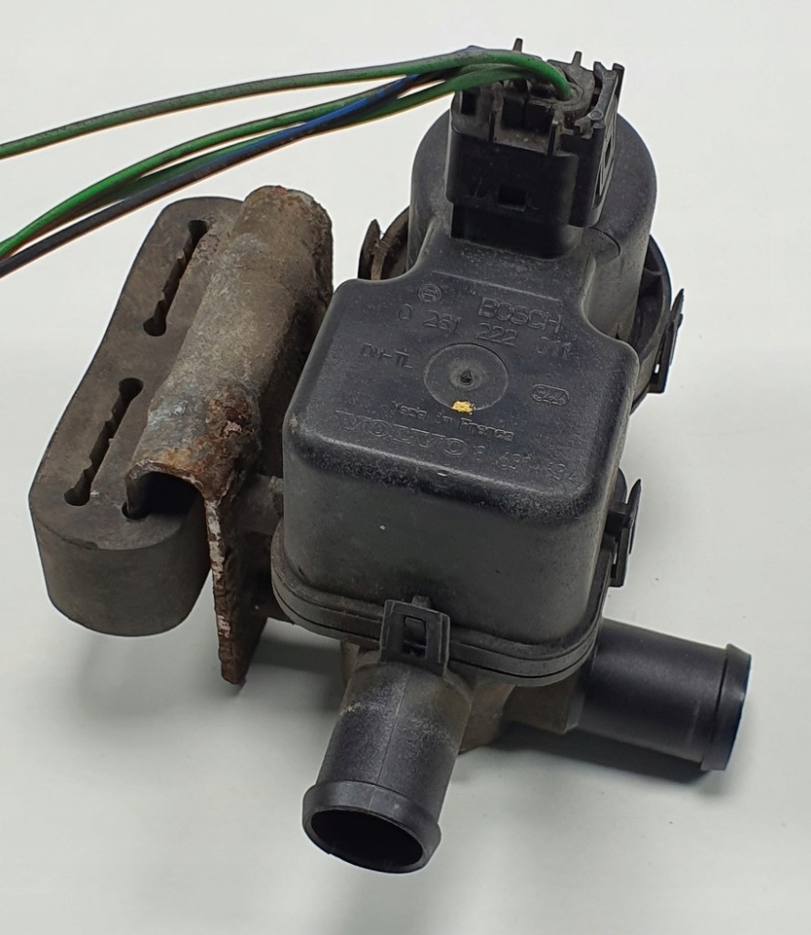 фото №1, Насос вакуумная volvo xc90 i 8631634