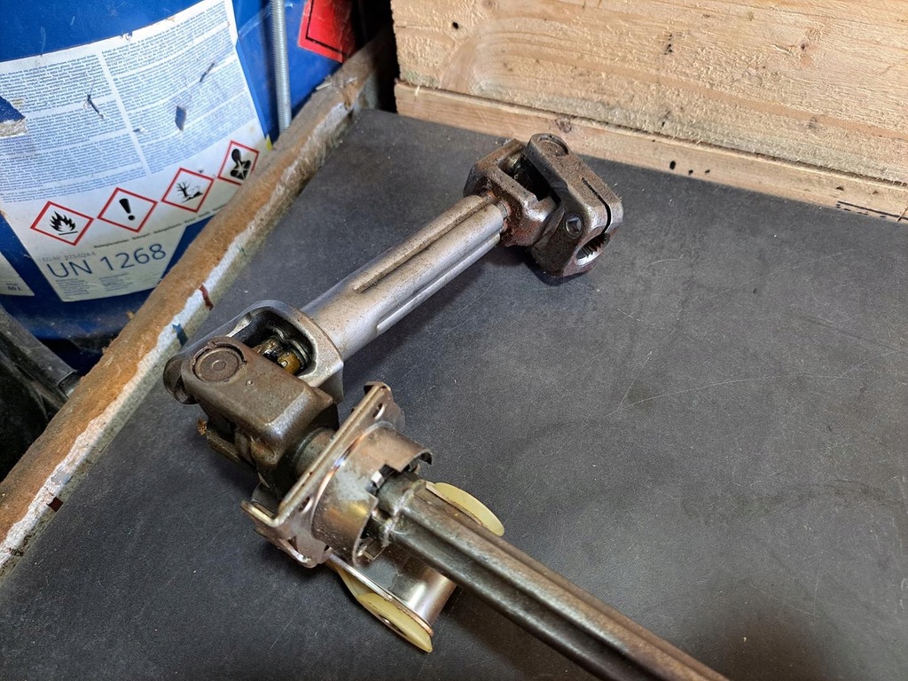 фото №10, Автомобиль skoda fabia i 1.2 колонка рулевая замок зажигания ключ оригинал