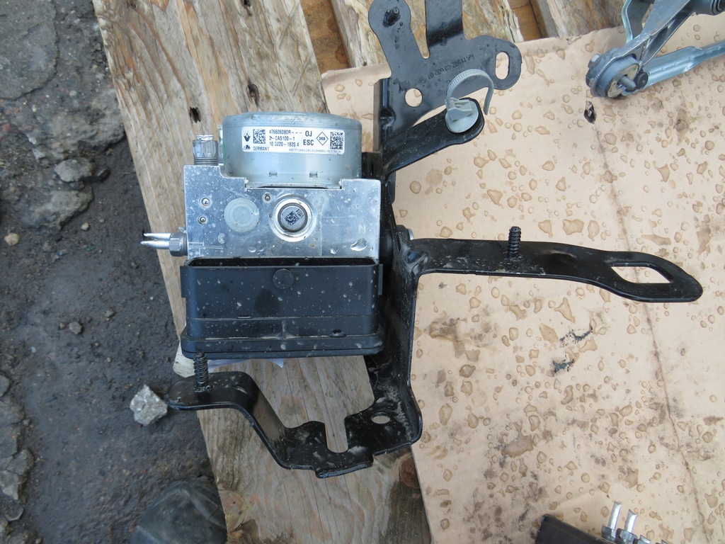 фото №1, Насос abs 476603526r renault megane 4 iv