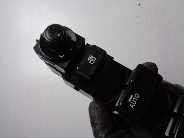 фото №4, Панель вікон лівий перед mazda 3 2009-