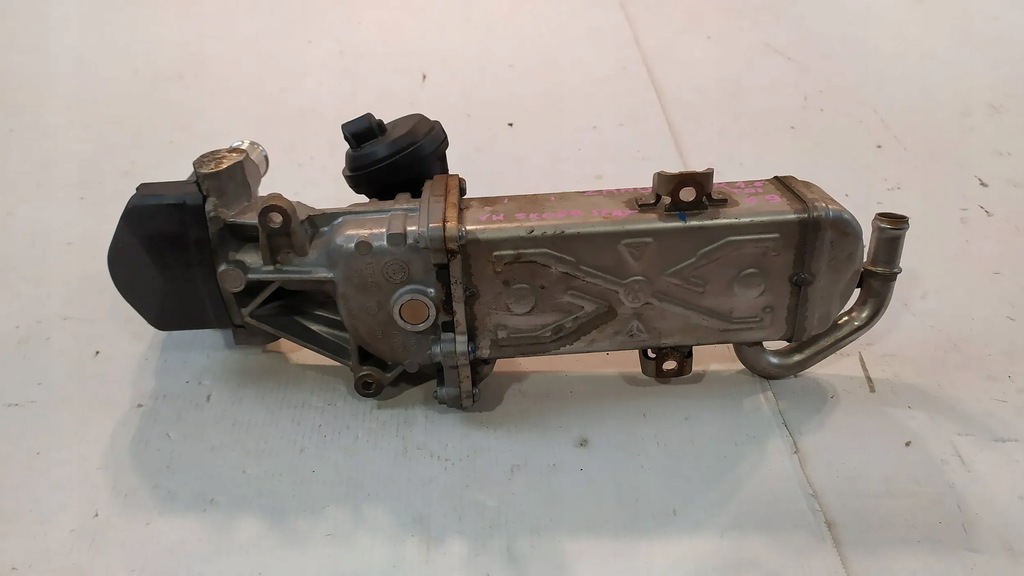 фото №10, Радиатор выхлопных газов egr vw golf vi 03l131512c