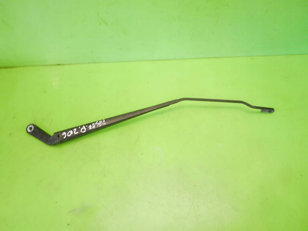 фото №2, Рычаг дворники правое перед peugeot 206 phii hb