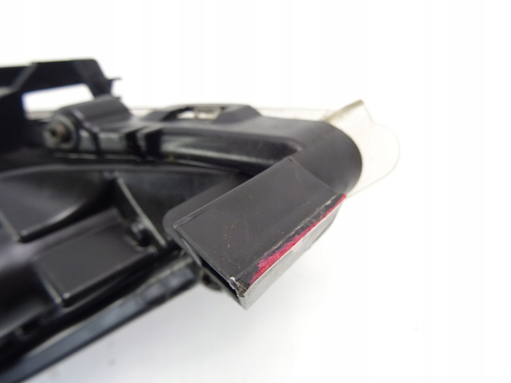 Nissan juke f15 рестайлінг  фара правий перед led drl 26120bv80a 14- Зі Шроту