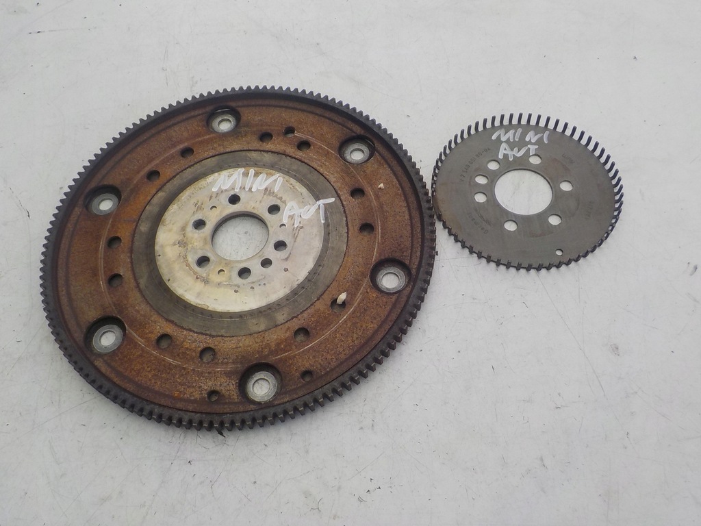 фото №1, Mini cooper r56 1.6 16v колесо маховик автоматическая коробка передач