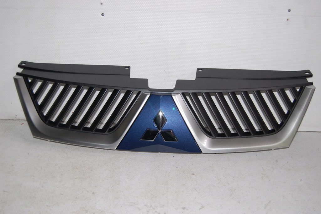 фото №1, Mitsubishi outlander ii решётка радиатора 07-12 7450a037zz