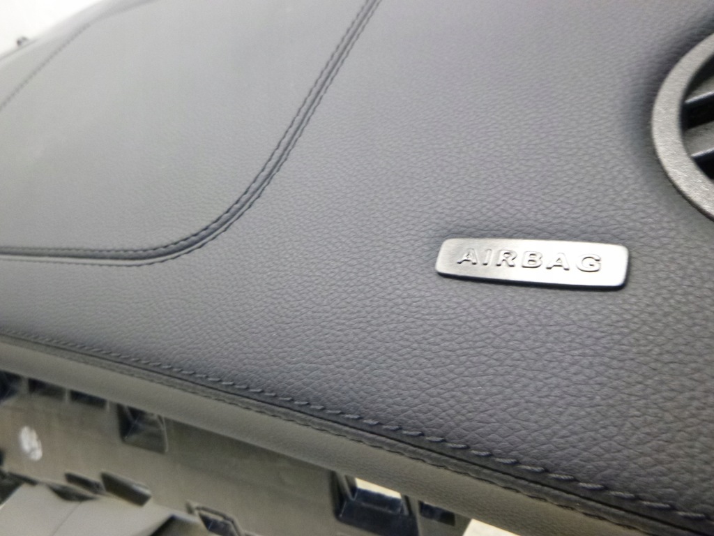 фото №12, Mercedes w218 218 панель приладів приладова панель приладів панель  оригінал