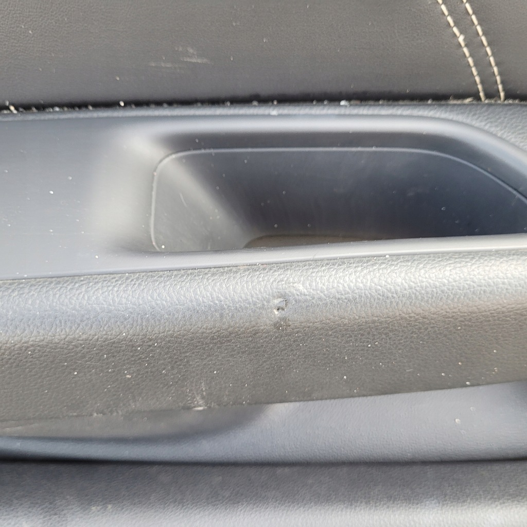 фото №4, Сидіння заднє сидіння спинка ремені перехідник renault clio iv initiale paris