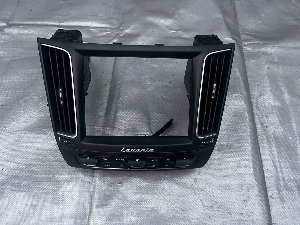 фото №3, Maserati levante рамка радіо панель комплект 2017-