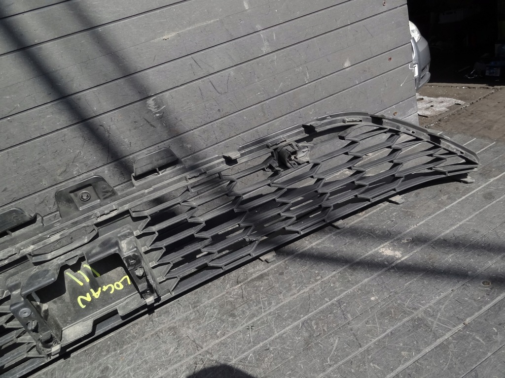 фото №7, Dacia logan iii 21 решётка бампера нижняя pod радар