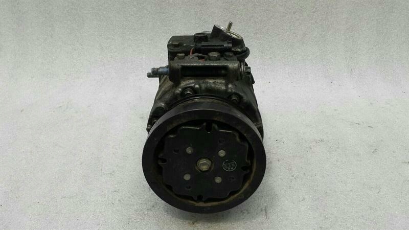 Купити Mercedes sl r230 a/c compressor a0012300211 air кондиціонер .