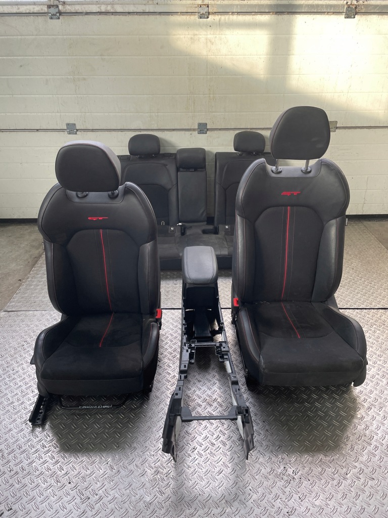Купити Kia proceed gt-line 21- сидіння заднє сидіння комплект