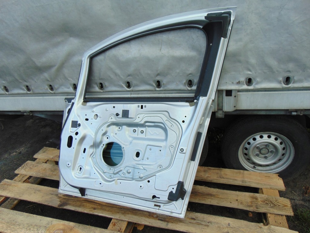 фото №12, Двері правий перед ford b-max колір mc