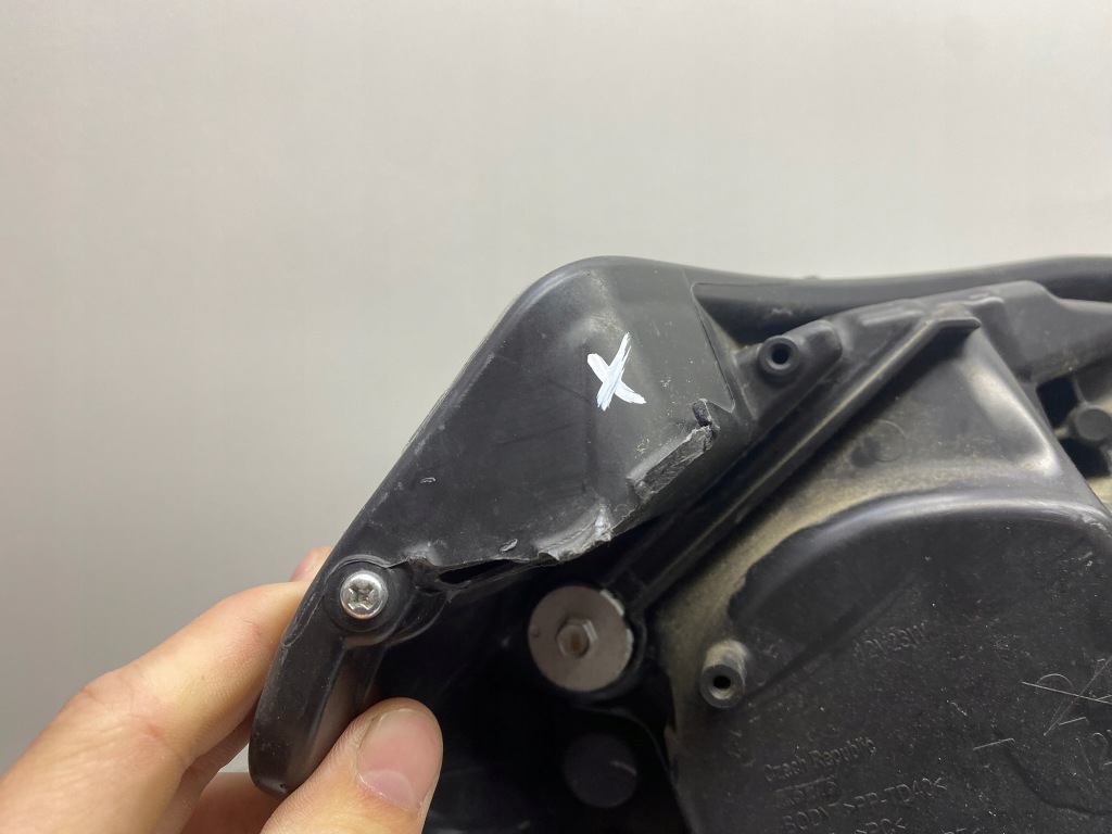 Suzuki vitara 3 3 фара ліва лівий перед передня led 10018095 Зі Шроту