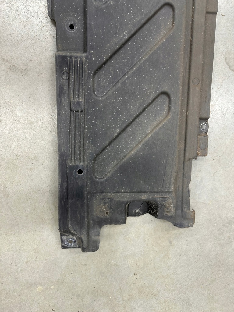 фото №8, Плита защита нижняя mercedes e klasa w213 a2136801509 правая оригинальный номер