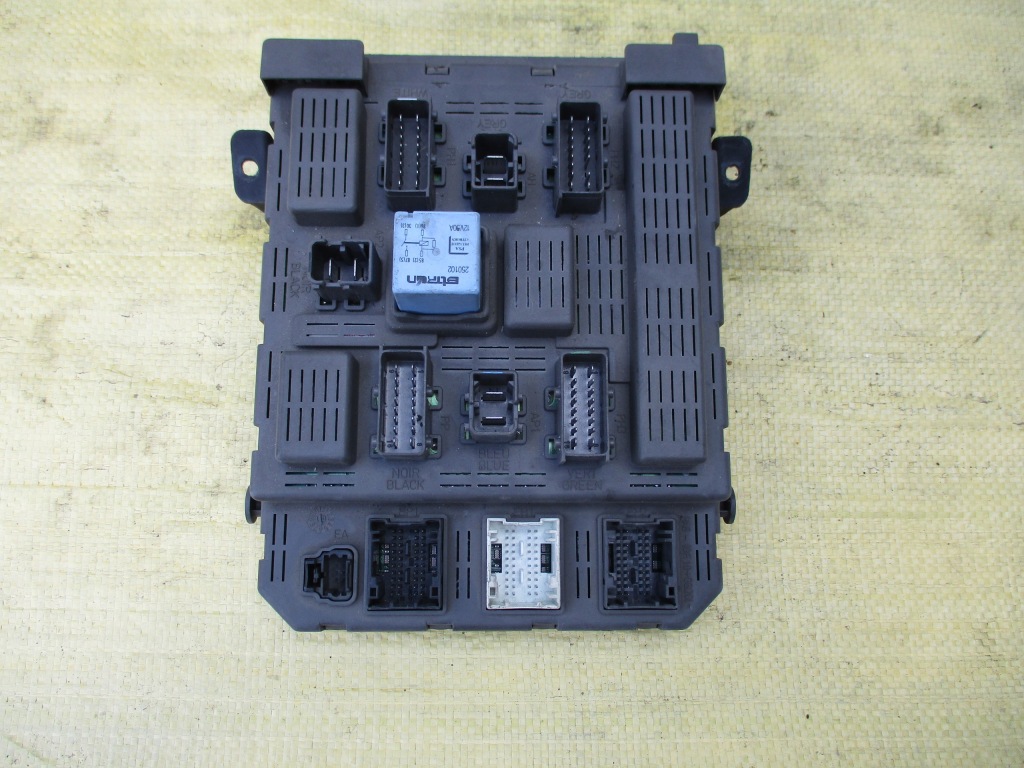 фото №1, Peugeot 607 модуль bsi 9645585480