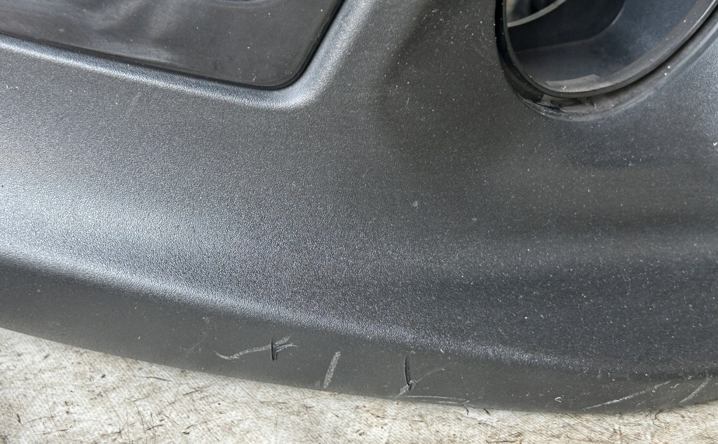 Бампер перед jeep renagade рестайлинг  18- pdc Оригинал