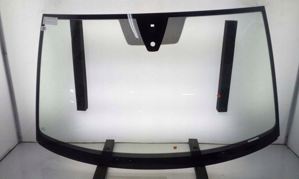 фото №1, Стекло лобовое передняя vw transporter t6 2015- датчик камера оригинальная