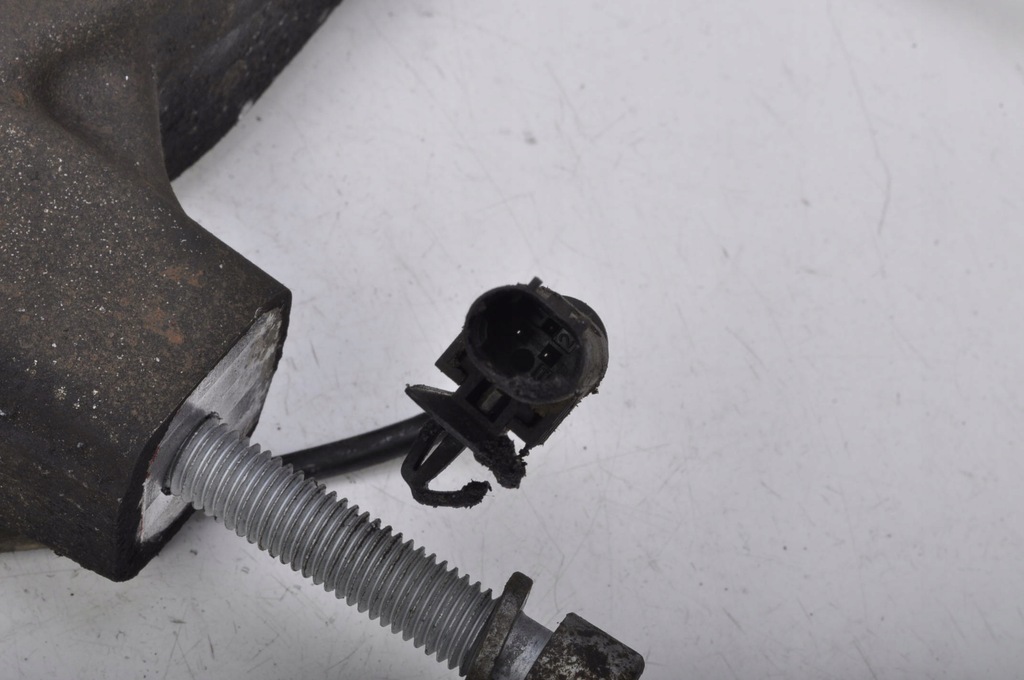 фото №7, Maserati levante sq4 3.0 поворотний кулак права передня 670106872