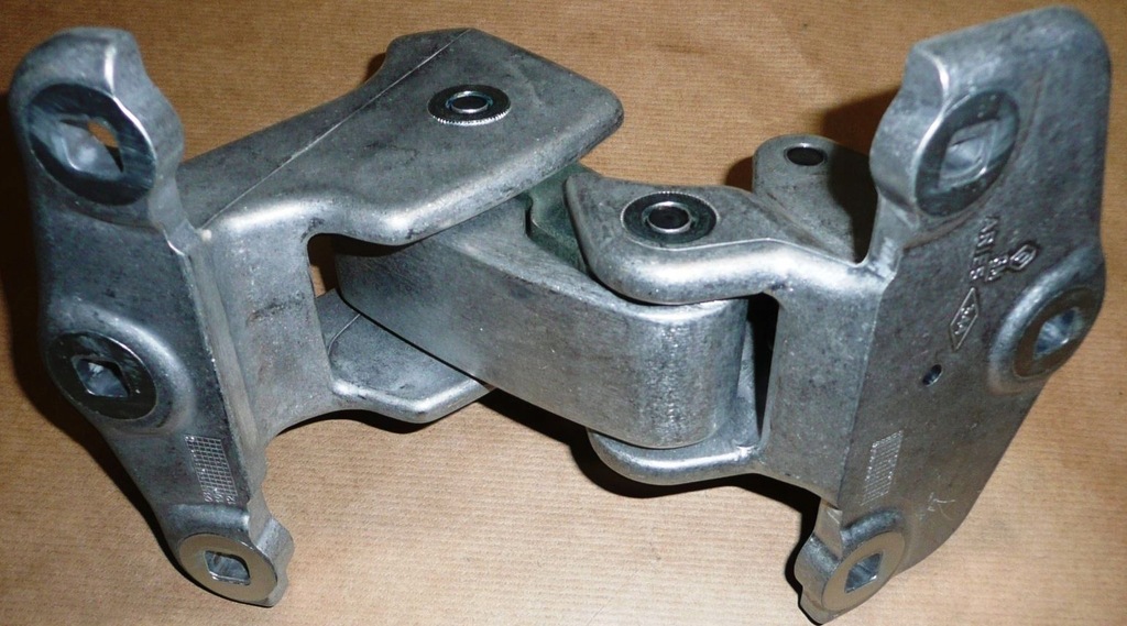 фото №3, Петля дверь задняя r trafic 2 верхний правый 8200527896