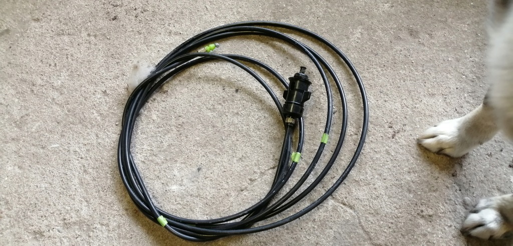 фото №1, Subaru legacy iv трос кришка заливної