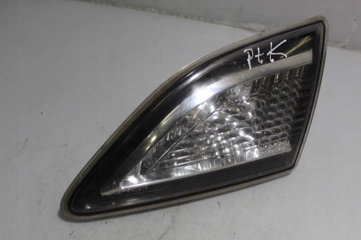 фото №1, Лампа права задня w кришка багажника mazda 3 ii