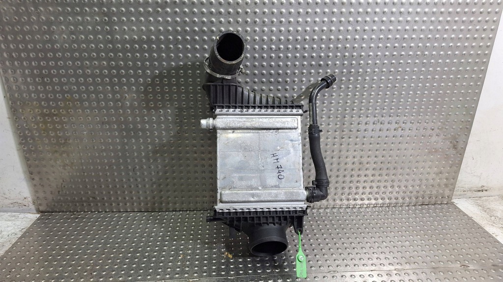 фото №6, Радіатор інтеркулер шланг води a1330900514 mercedes w117 w176 45 amg