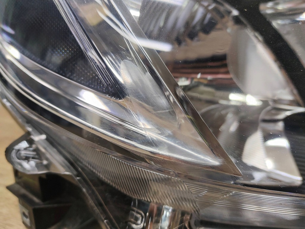 фото №8, Mitsubishi space star 2021 перед сторона правая лампы передние