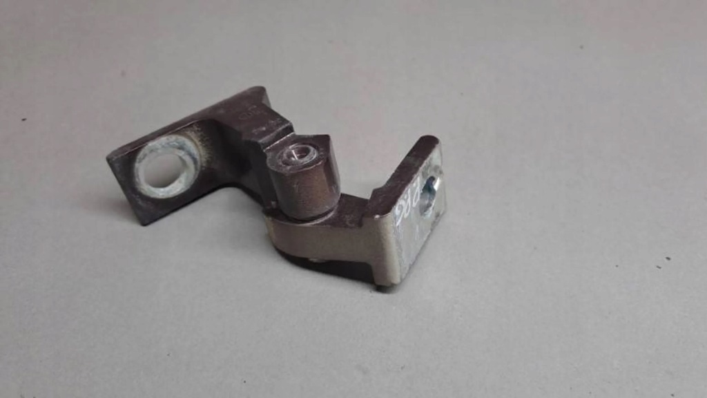 фото №3, Skoda superb ii петля дверь правый перед gora