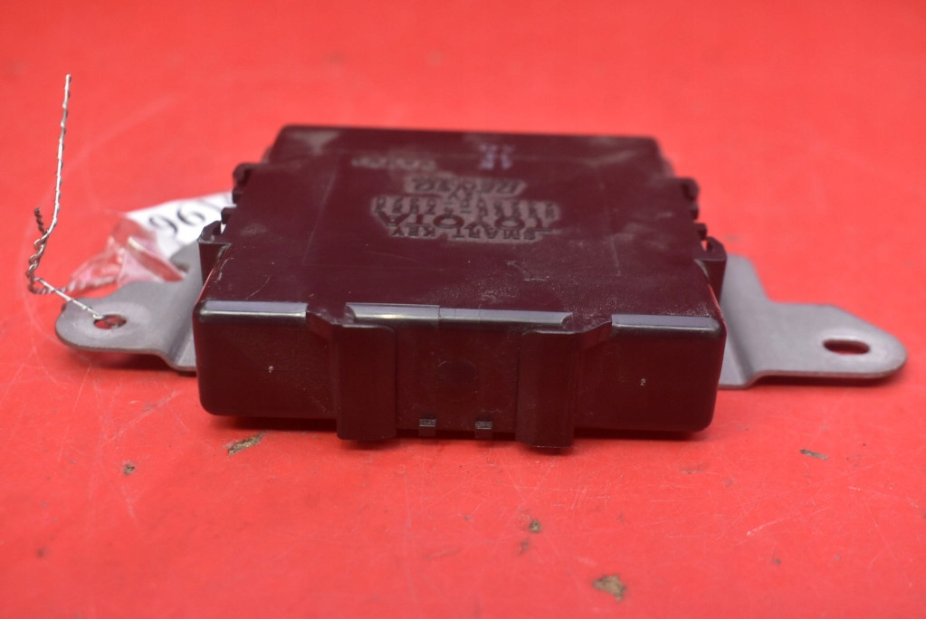 фото №6, Модуль smart key 89990-47023 232500-0072 toyota prius 2 ii xw20 1.5 vvti