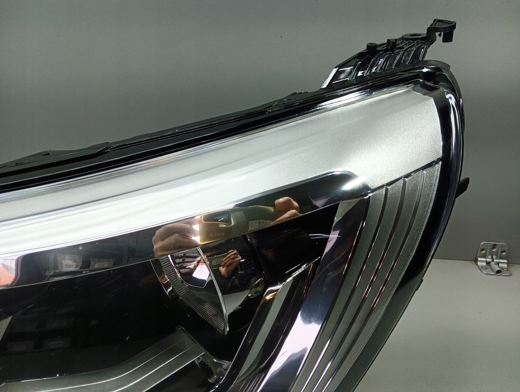 фото №2, Лампа led лівий перед передня renault megane iv 260603157r