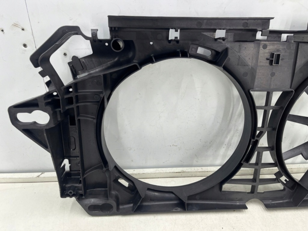 Корпус вентилятора радіатора mercedes sprinter w906 2.2cdi nowa оригінальна Ціна