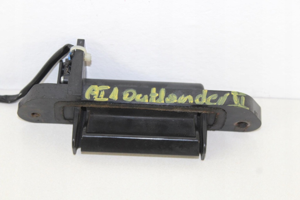 Ручка кришки задній mitsubishi outlander ii 06-10r Зі Шроту