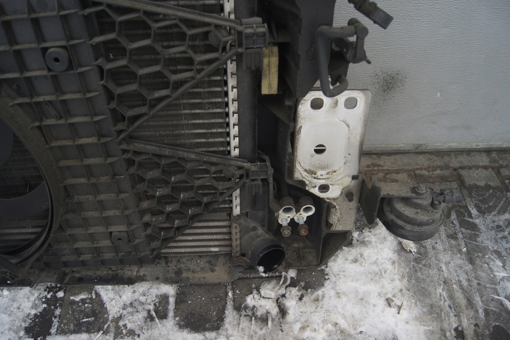 фото №14, Pas передний kompletny балка радиатор audi a1 8x 1.6 tdi