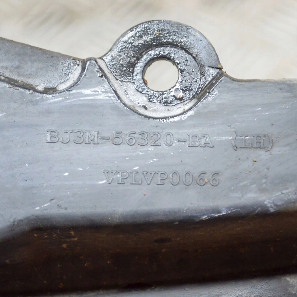 фото №5, Land rover range rover evoque l538 2017 левая сторона брызговики передние