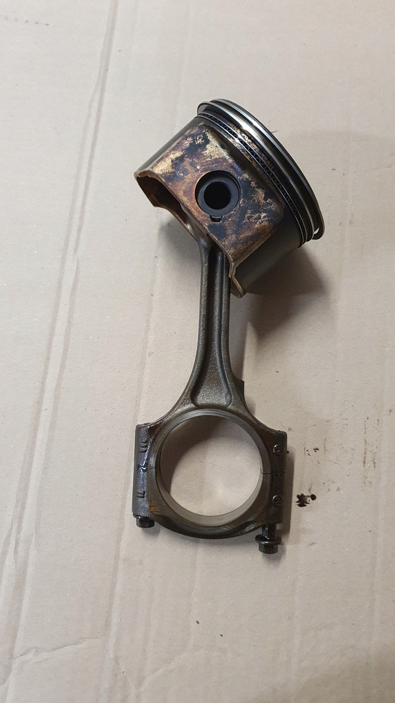 фото №1, Chrysler pacifica 3.5 - поршень шатун