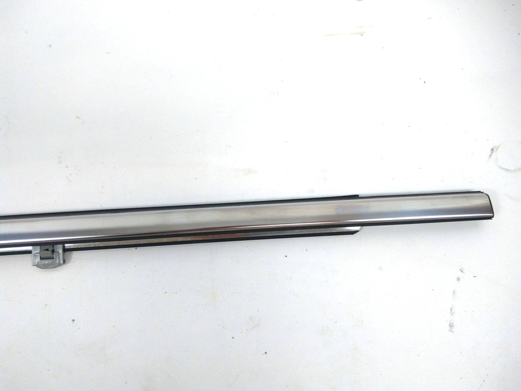 фото №5, Gmc yukon escalade tahoe 2015-20 молдинг прокладка zbierak правий задня