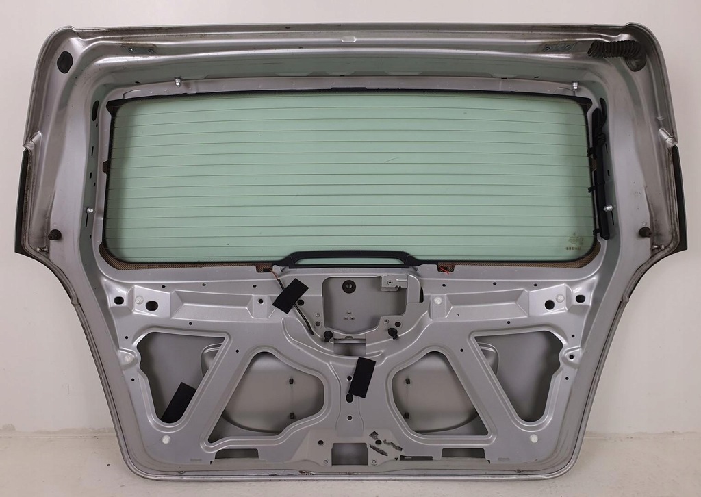 фото №6, Кришка багажника задня задня 761 mercedes w169 3d