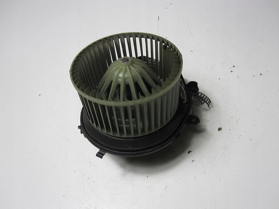 фото №1, Воздуходувка обдув vw passat b5 02r 6pin