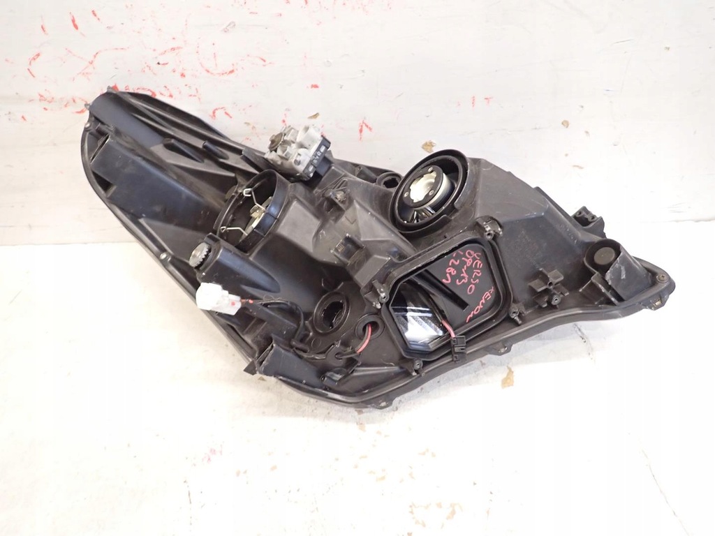 фото №10, Лампа перед передняя левая toyota verso ксенон 2009-2012 81150-0f100