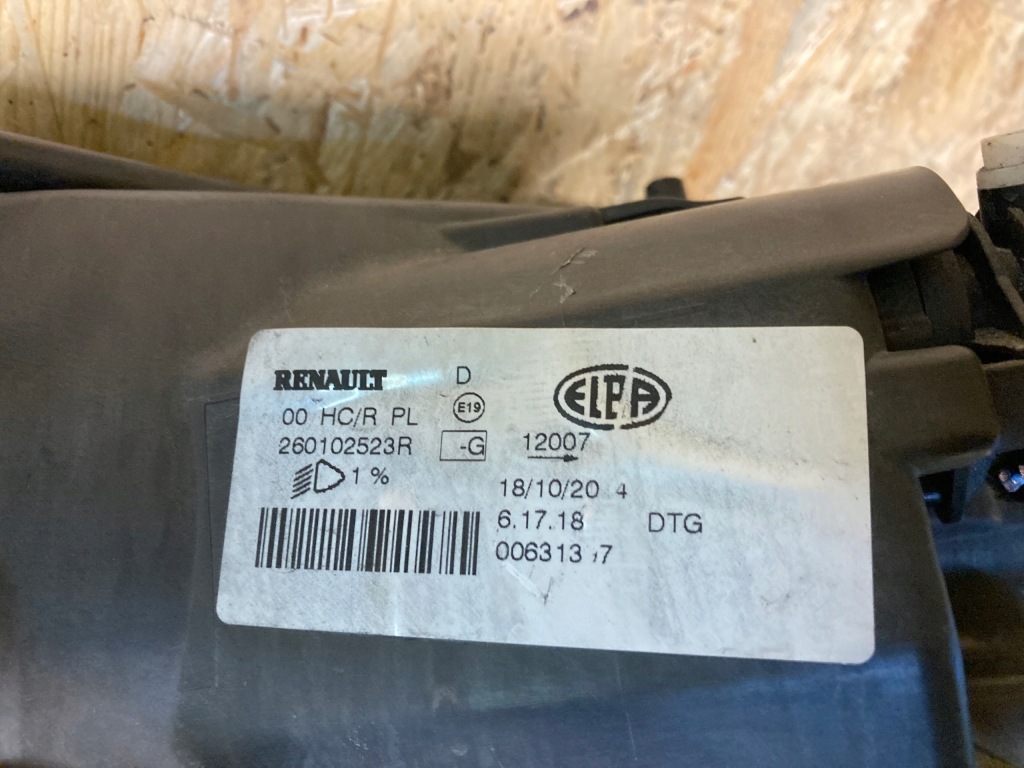 фото №5, Лампа правая перед dacia logan ii sandero ii uk