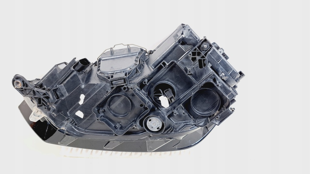 фото №10, Vw golf vii sportsvan лампа правая ксенон 517941032b