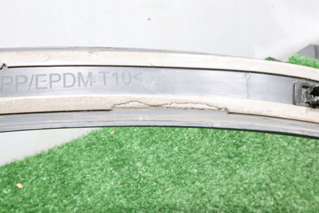 Молдинг крыла перед правый mercedes gla w156 x156 15- a1568852422 с Разборки