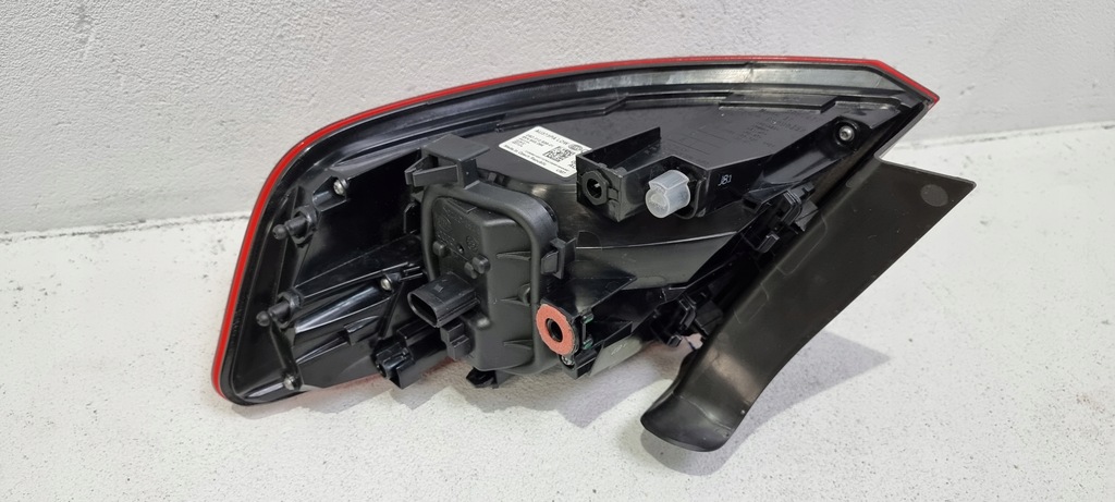 фото №9, Audi оригінальний номер 8v4945069 лампа задня